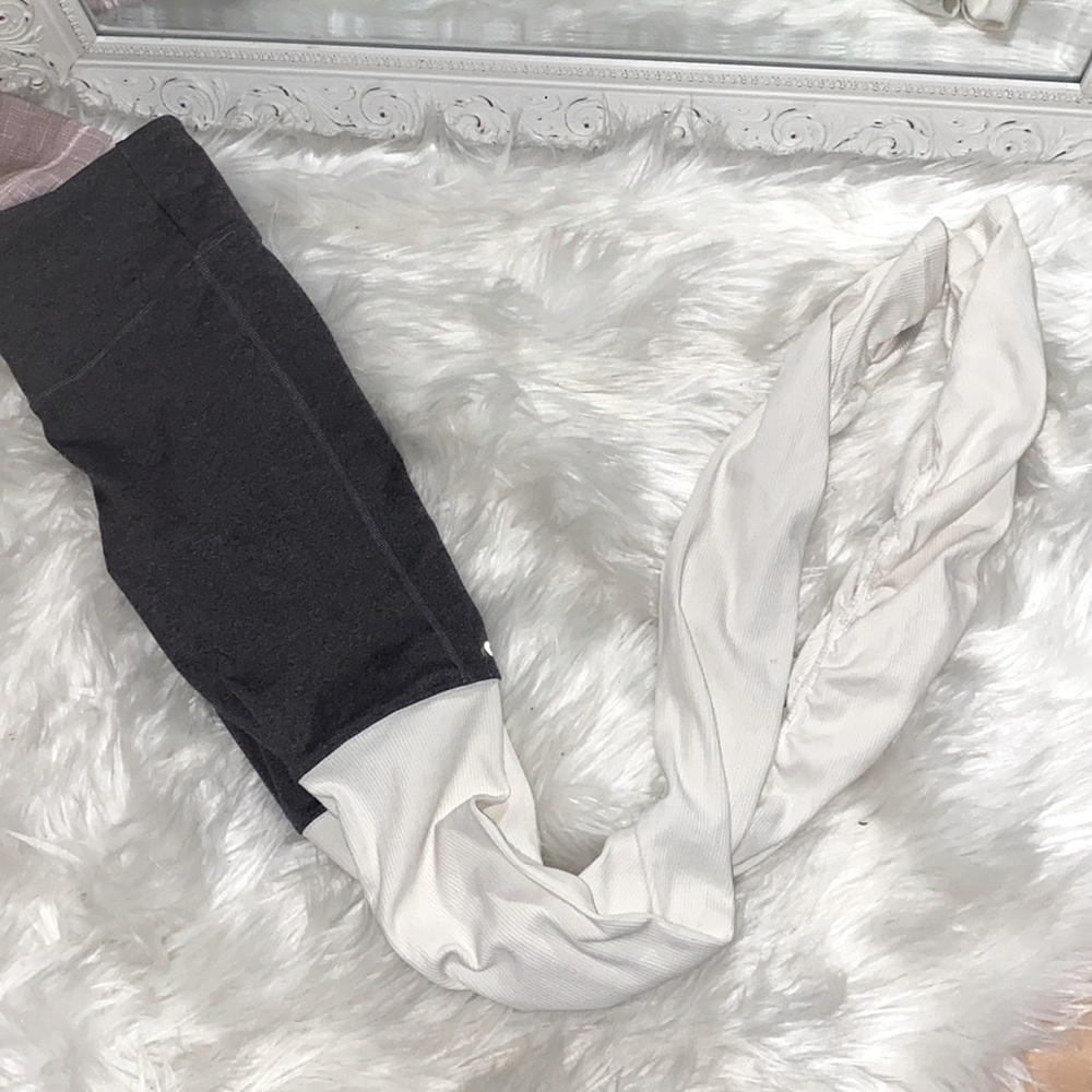 Alo Goddess Legging in Stormy Heather/Natural